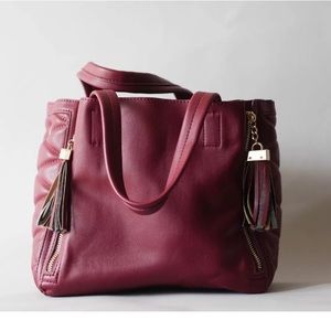 Inzi full size tote and crossbody bag